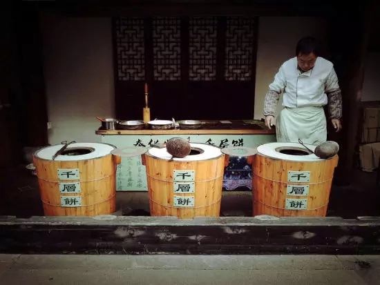 對餐飲一竅不通的他竟把餐館做出了名氣！|餐飲界