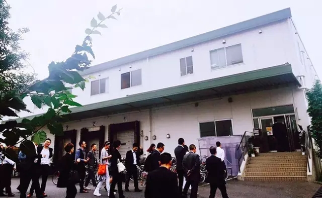 從日本回來，我為什么攔著你別跳中央廚房這個(gè)坑