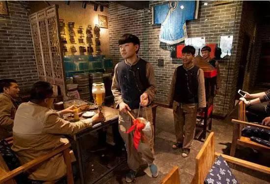 一點(diǎn)創(chuàng)新，讓餐廳火得一塌糊涂！