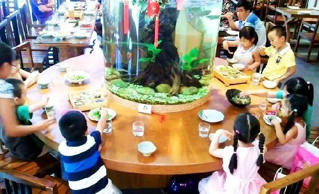 親子餐廳門檻并不低，入行要掌握哪三個(gè)維度方法論？|餐飲界
