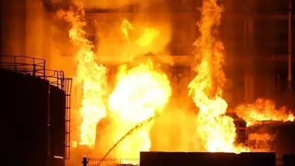 警示！餐館發(fā)生爆炸老板身亡，原因竟是用了它！