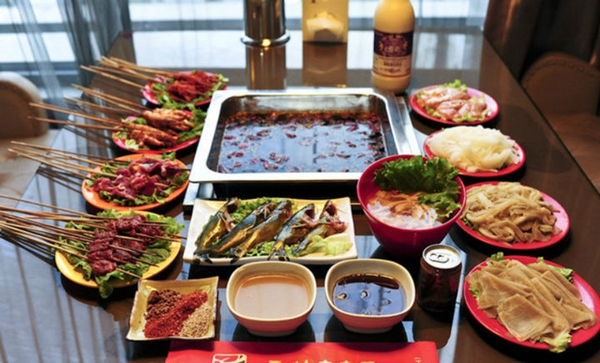 玉林串串香，這家擁有21年歷史的串串店到底是怎么活下來的？|餐飲界