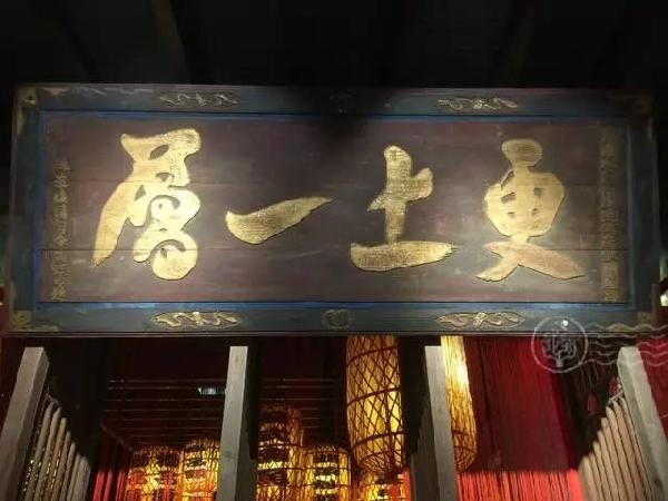 這家大牌檔，一年八百多萬人到店用餐，顧客排隊(duì)時(shí)間多達(dá)4小時(shí)！|餐飲界