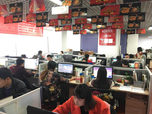一舉邁入億元級電商俱樂部，白家食品憑什么？|餐飲界