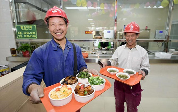 運營成本高、利潤薄，社區(qū)食堂如何擺脫生存尷尬？