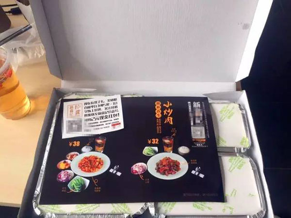 對(duì)照一下，你家的餐盒包裝“性冷淡”了嗎？
