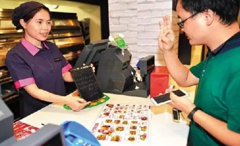 餐企做公益有啥新思路？百勝“捐一元”案例啟示是？