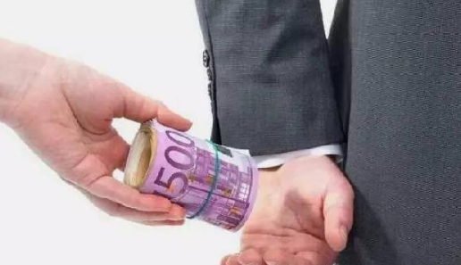 采購吃回扣200余萬被抓！餐企如何對行業(yè)“潛規(guī)則”說不？