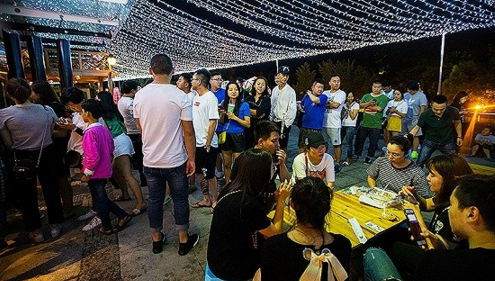 夜宵越火 城市越活？中國夜宵經(jīng)濟大比拼