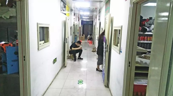 感謝外賣，讓我從失敗的餐飲老板變成月入30萬(wàn)的“包租公”