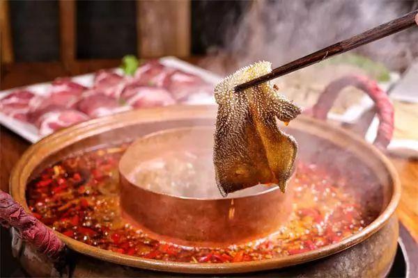 為什么進(jìn)了人潮涌動(dòng)的單品一條街，我的店還是死掉了？|餐飲界