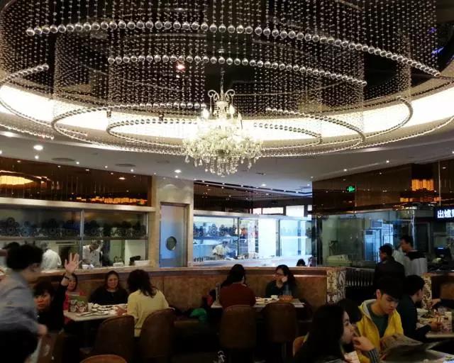 大家樂撤出華東，翠華、稻香業(yè)績下滑……“港式餐飲”怎么了？|餐飲界