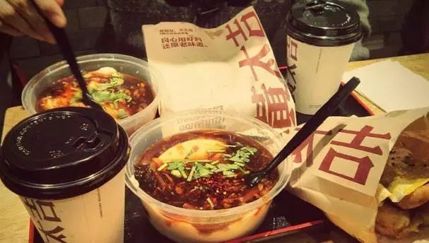 黃太吉、叫個(gè)鴨子再“搞事”，開(kāi)放加盟能否助其“回血”？