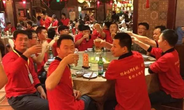 年底，又到了檢驗(yàn)餐飲員工忠誠度的時(shí)節(jié)......|餐飲界