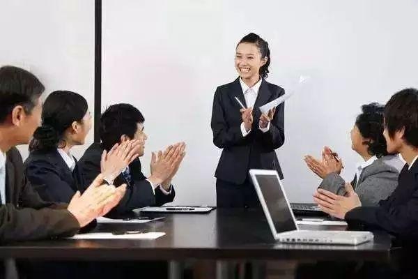 這才叫店長！不然為啥你當不了店長！