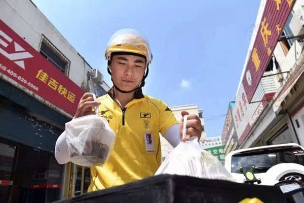 外賣平臺差評機(jī)制實(shí)施走樣：消費(fèi)者存被騷擾可能