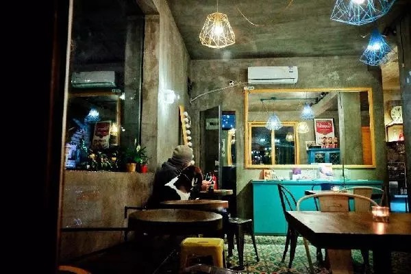 為什么你的連鎖店，敵不過(guò)隔壁的夫妻小店？