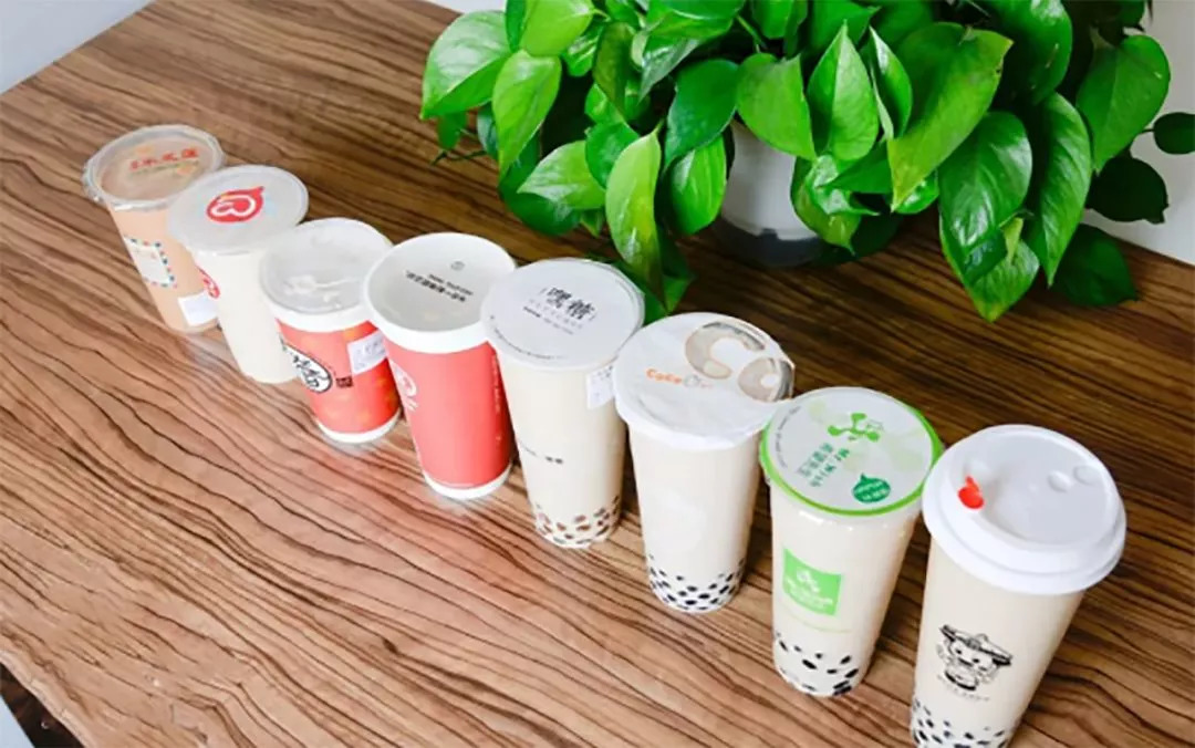 餐飲小白，茶飲加盟到底有多少個(gè)坑在等著你跳！|餐見