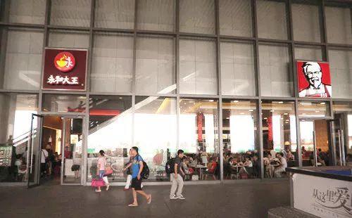 為什么餐飲行業(yè)新店不斷開(kāi)，老店不斷關(guān)？