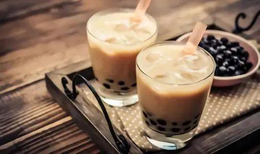 奈雪的茶、喜茶、珍蜜堂全面進擊，疫情后的茶飲市場將誰主沉浮?|餐飲界