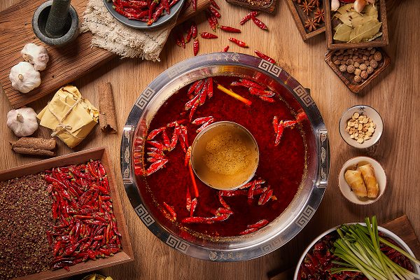 一把椒麻入熱湯，千年鮮香火鳳祥