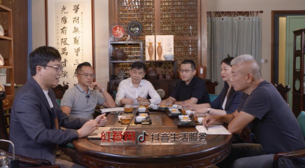 18位餐飲人齊聚，共同探討特殊時(shí)期線上經(jīng)營新趨勢、增長新方法