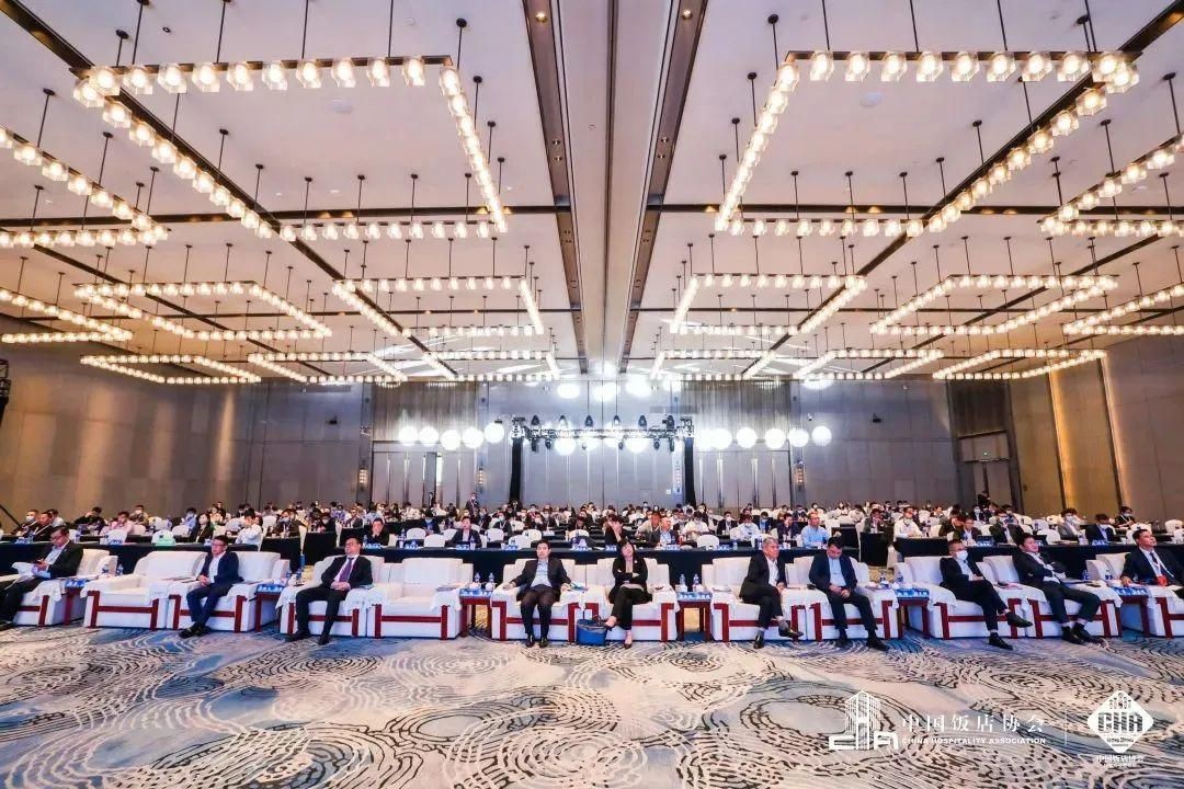 喜報(bào)！潘多拉飲食集團(tuán)榮獲“2022年度團(tuán)餐領(lǐng)跑者TOP100”