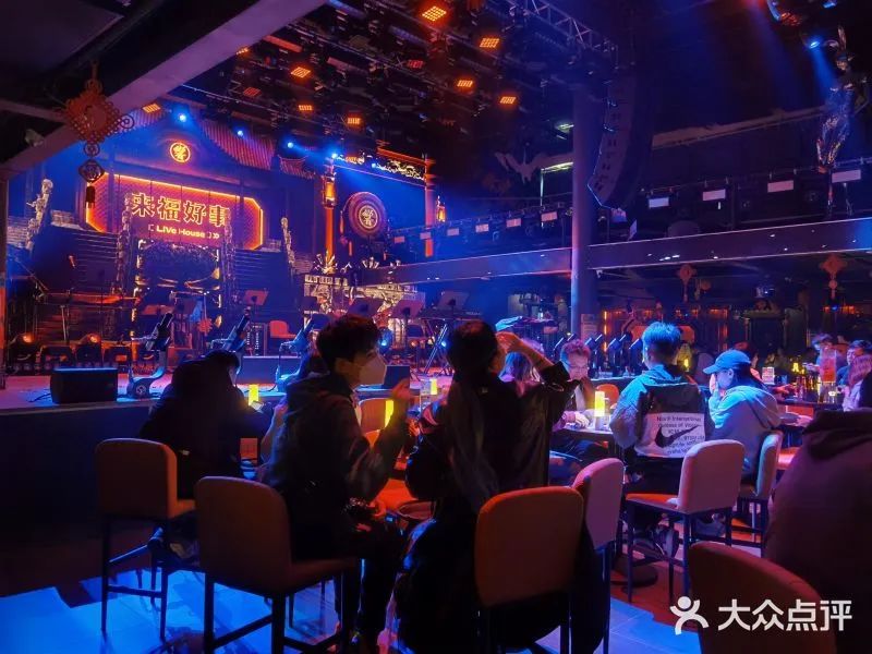 帶動商圈人流增幅50% 這家Live house靠什么？|餐飲界