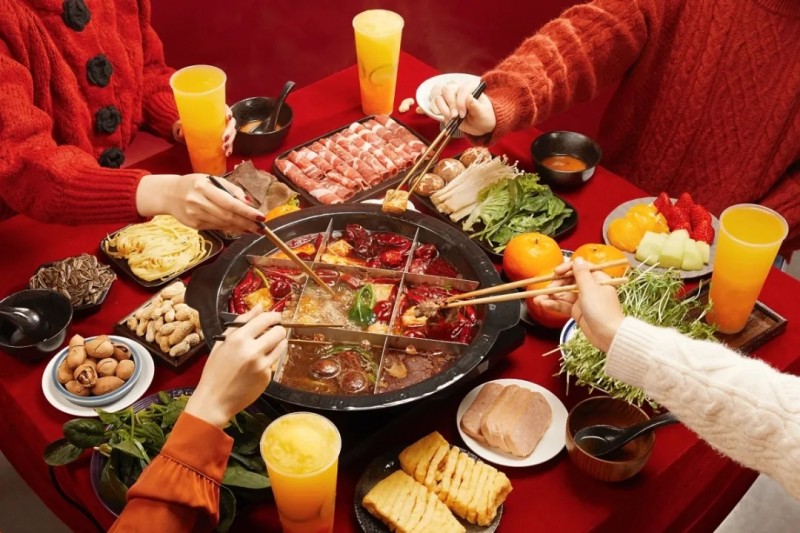 火鍋賽道行動(dòng)指南來了！《2024年火鍋行業(yè)消費(fèi)趨勢(shì)報(bào)告》重磅發(fā)布