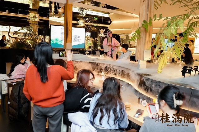 桂滿隴「江南流水席」登陸上海西岸夢中心：一席流水宴，半部江南史