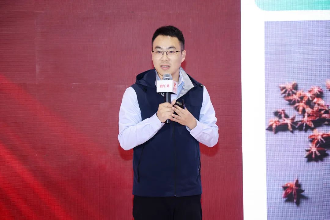 從區(qū)域小店到全球布局：楊國福如何用供應(yīng)鏈撬動千億麻辣燙市場？|餐飲界