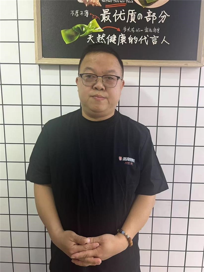 14年堅守張亮麻辣燙，一個小鎮(zhèn)老板的長期主義勝利