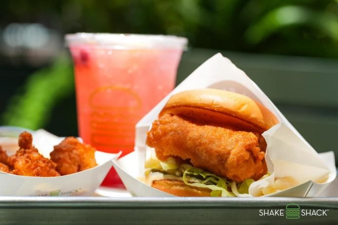 Shake Shack首添海鮮蛋白質(zhì)新品！厚切鱈魚(yú)堡與彈脆大白蝦開(kāi)啟新西蘭風(fēng)味之旅