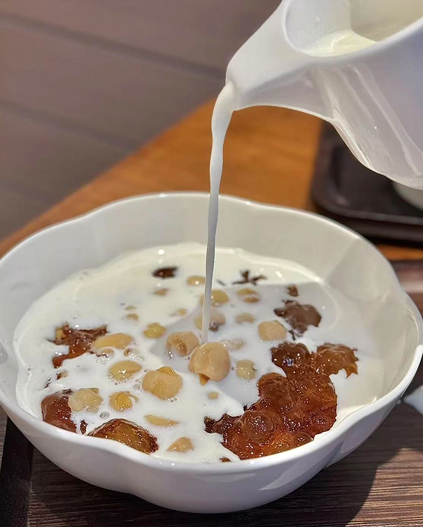 這杯麥記牛奶，怎么悄悄開(kāi)遍了全國(guó)？