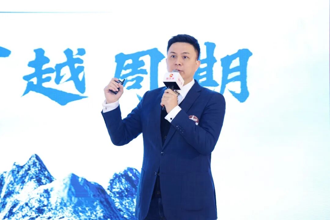 銳峰資本創(chuàng)始合伙人許家偉：資本視角，連鎖餐飲如何穿越周期|餐飲界